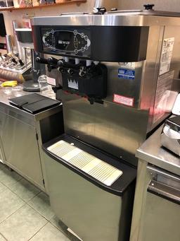 Taylor Crown Model: C712-27 Soft Serve Machine - 2 Flavor w/ twist