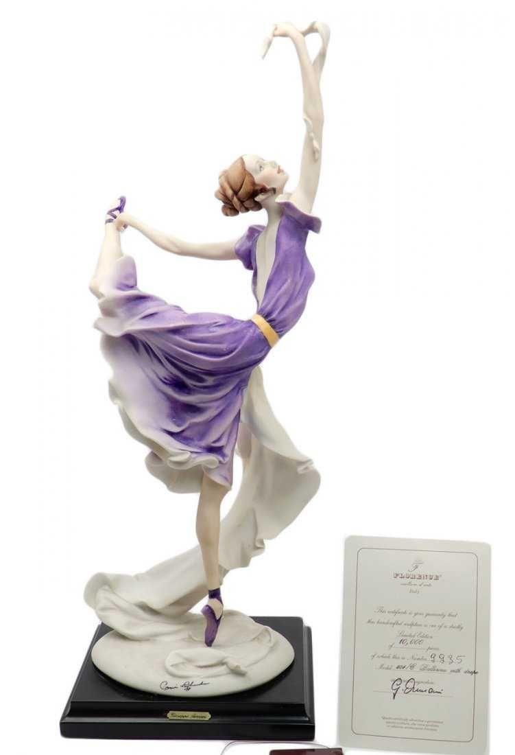 Giuseppe Armani Figurine