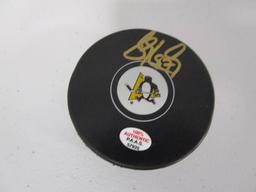 Sidney Crosby of the Pittsburgh Penguins signed autographed hockey puck PAAS COA 925