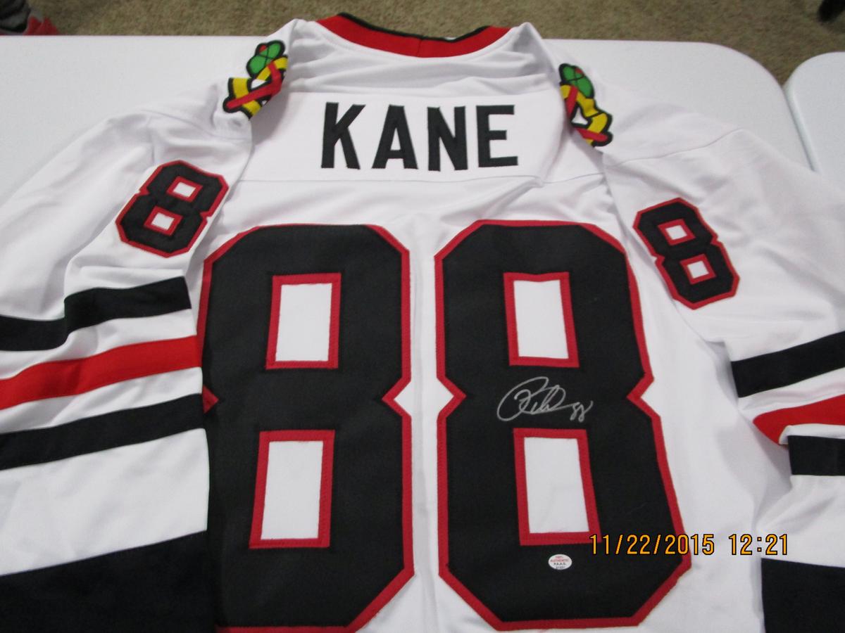 Patrick Kane of the Chicago Blackhawks signed autographed hockey jersey PAAS COA 221