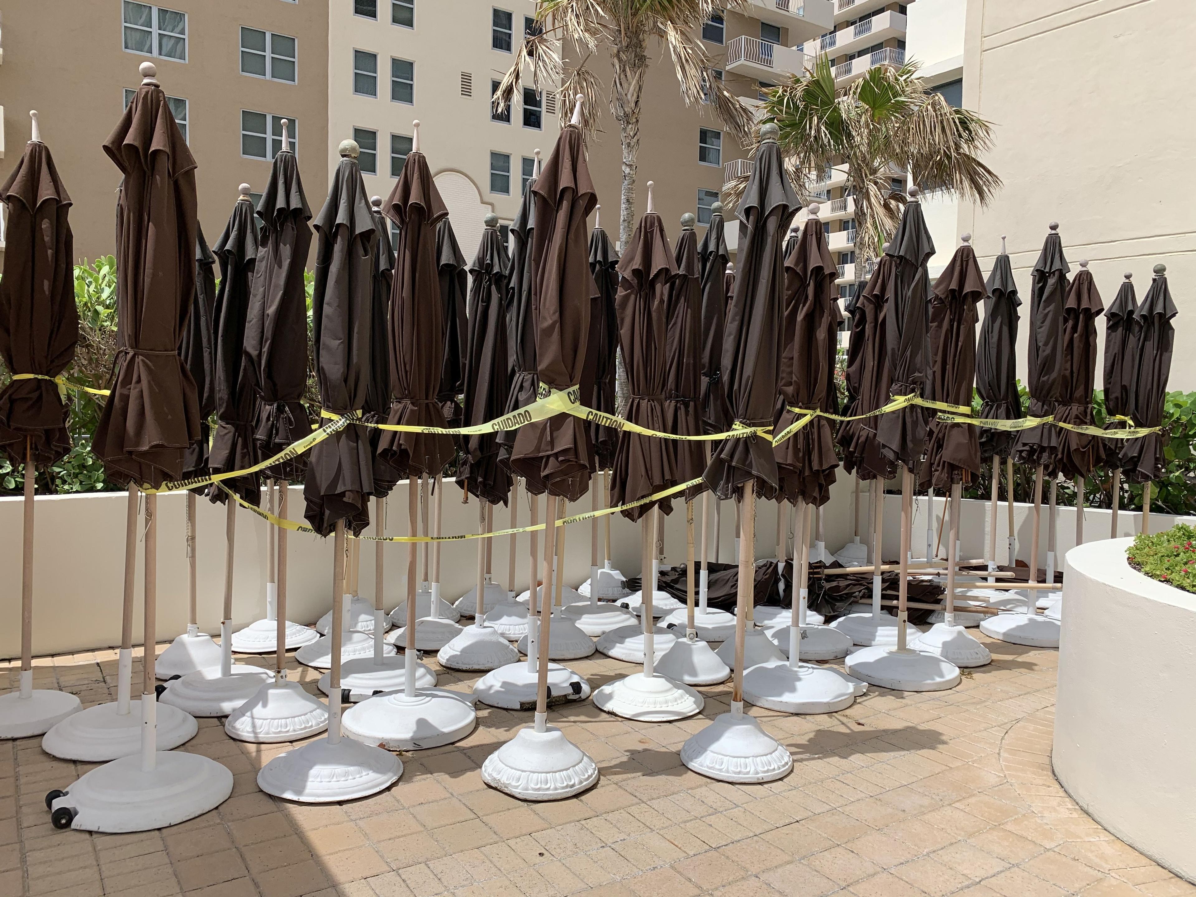 (4) Large Brown Outdoor Umbrellas, Heavy Portable Bases