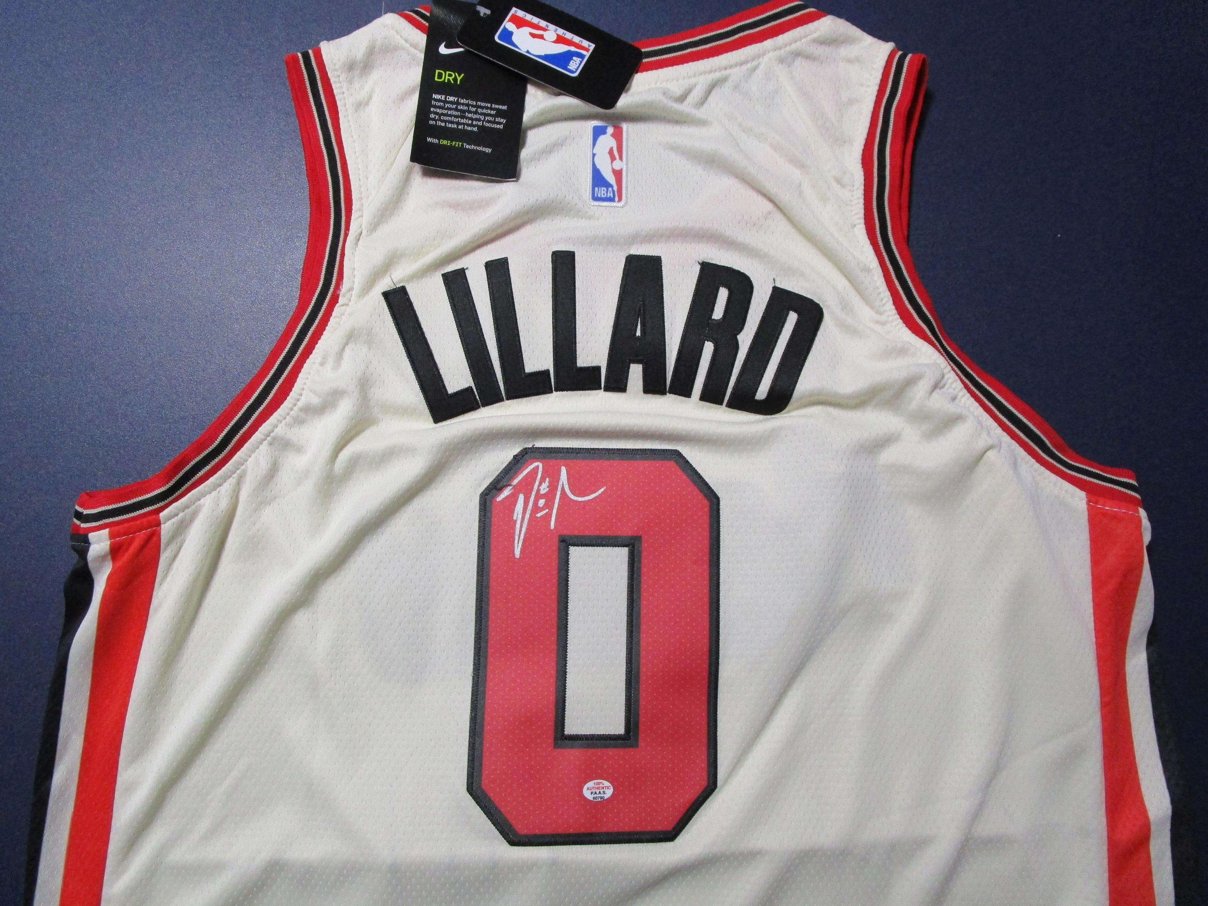 Damian Lillard of the Portland Trailblazers signed autographed basketball jersey PAAS COA 790