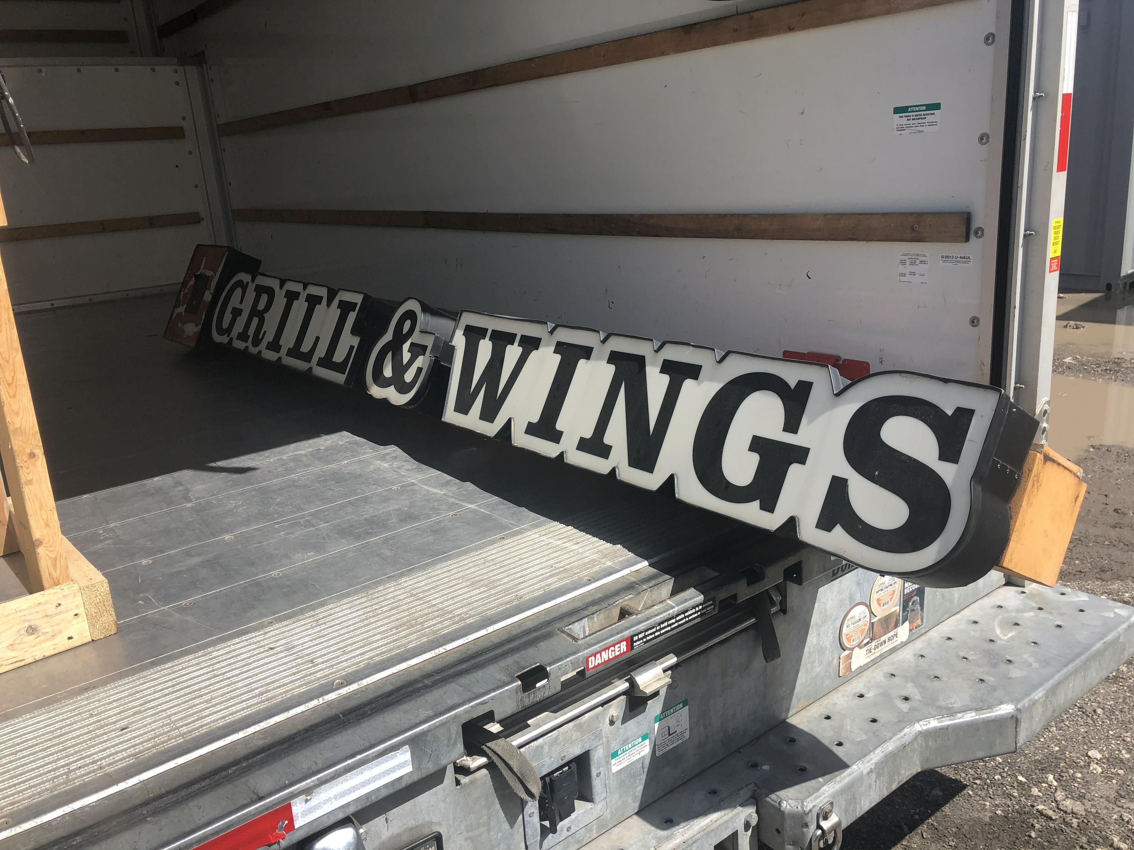 Large Grill & Wings Sign