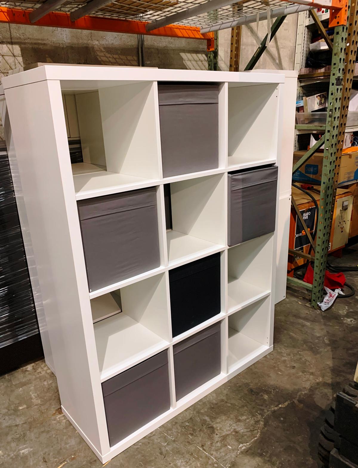 Shelf Unit, Ideal for Storage or Room Divider