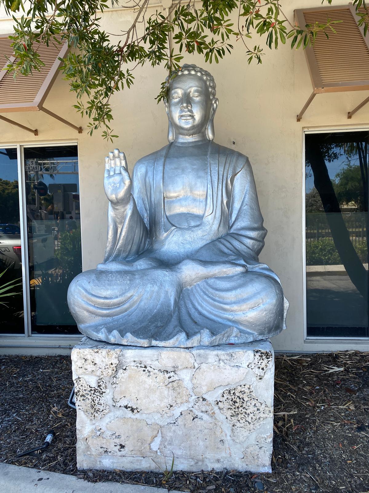 96" Sittng Buddha