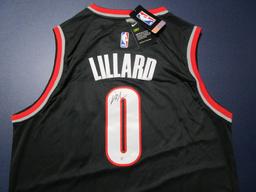 Damian Lillard of the Portland Trailblazers signed autographed basketball jersey PAAS COA 501