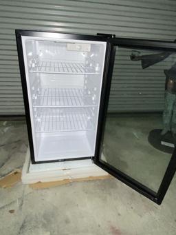 Counter Top Glass Merchandising Refrigerator New in Box