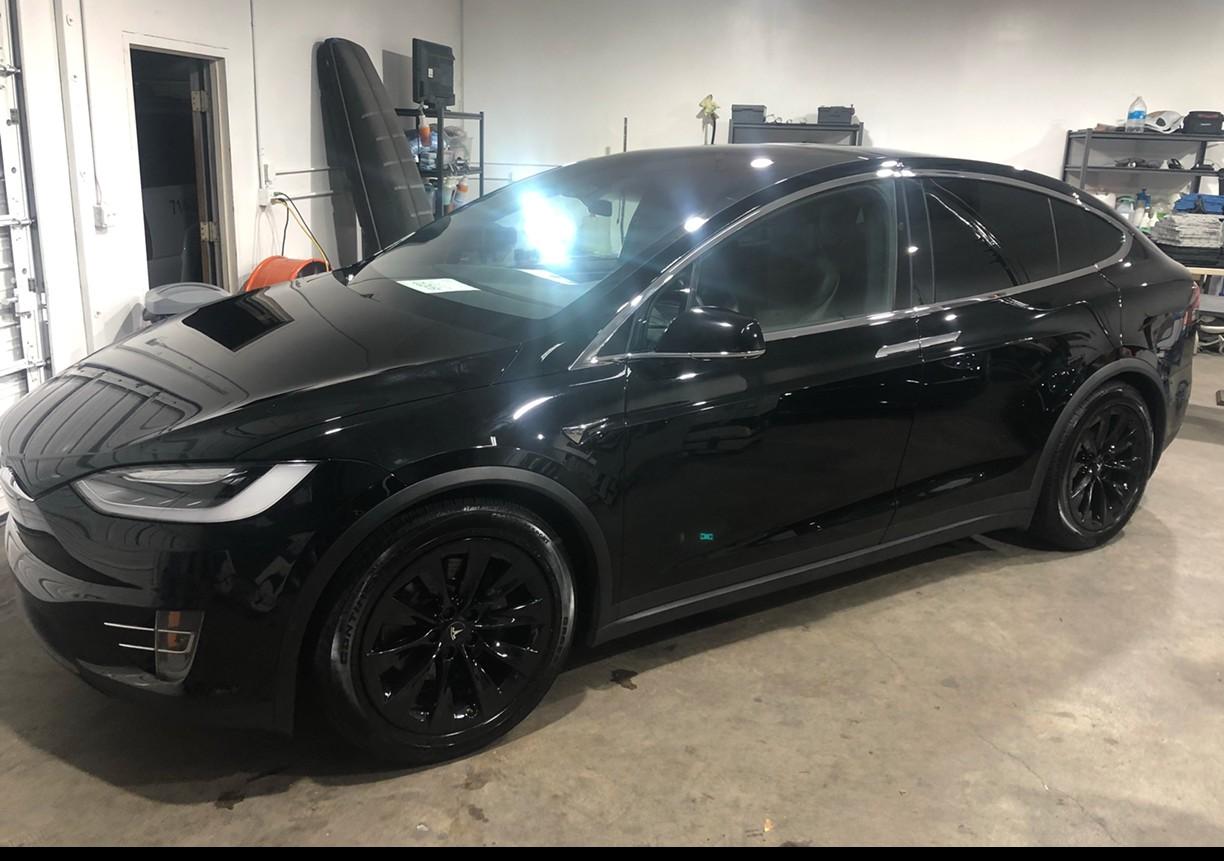 Tesla 2017 Model "X"