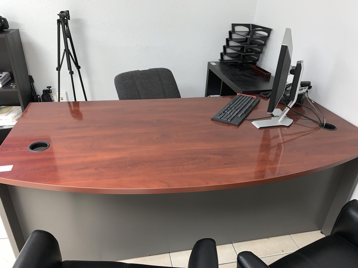 Executive Desk. 36" X 72"