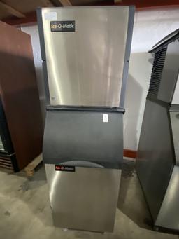 Ice-O-Matic 300 lb, Air Cooled, Ice Maker, With Bin