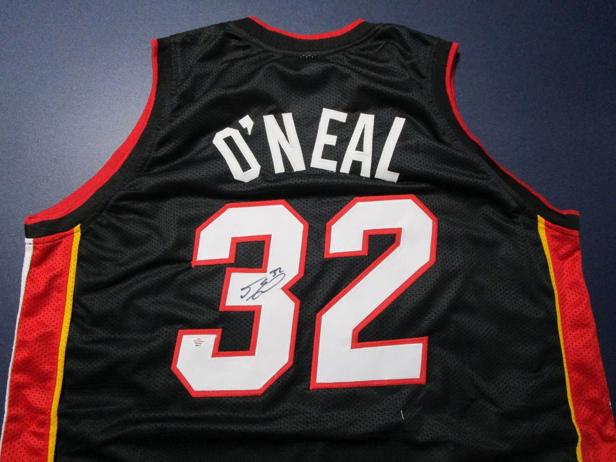 Shaquille O'Neal of the Miami Heat signed autographed basketball jersey PAAS COA 411
