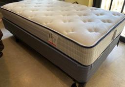 Rooms To Go Therapedic Bel Air Mattress. Full Size With Frame Box Spring And Mattress. Like New