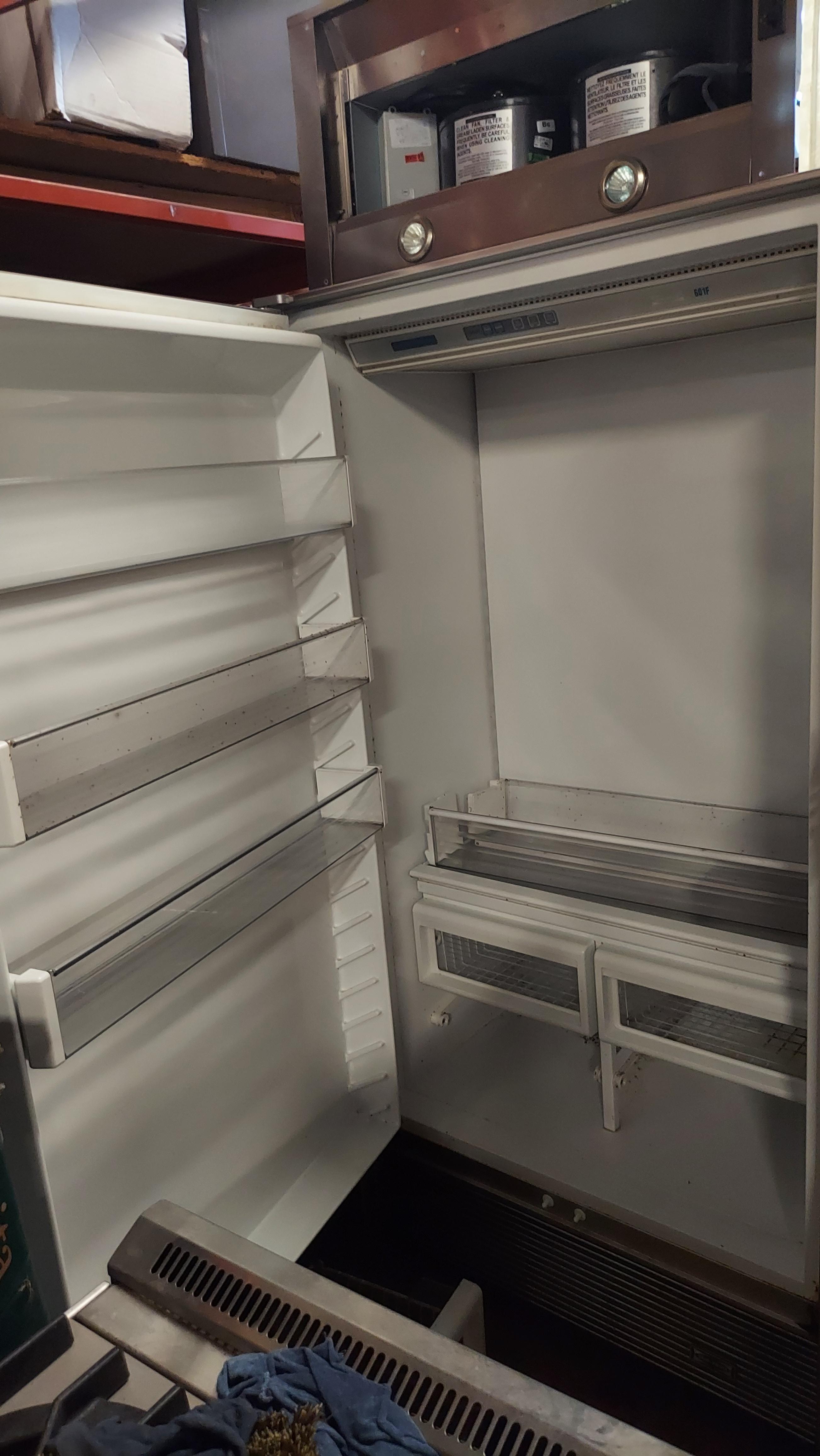 Sub-Zero 601F and 601R, Side By Side Refrigerator And Freezer