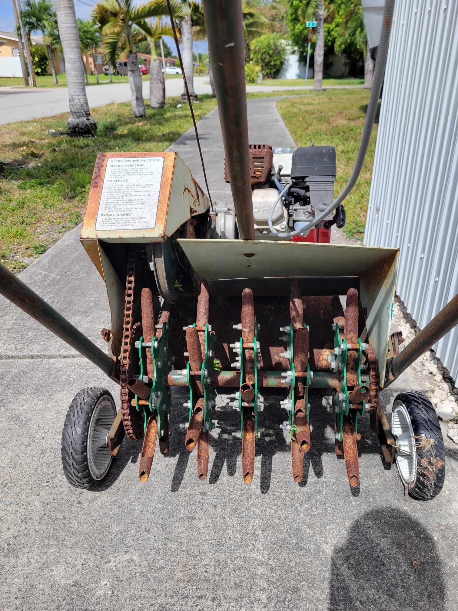 Ryan Honda Gas Engine Aerator Tiller