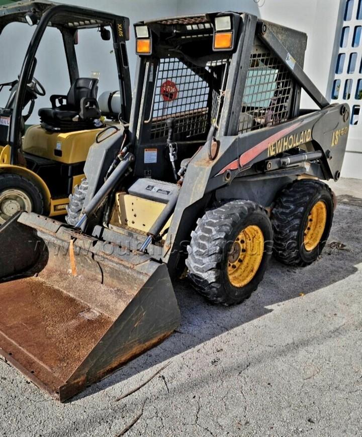 2004 New Holland LS160 Bobcat Skid Steer 170 Hours Runs