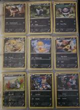 Pokémon Approximately (550) Card In Binder - Reverse Holo Common Cards From X And Y Through Sun And