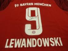 Robert Lewandowski signed autographed soccer jersey PAAS COA 558
