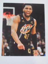 Donovan Mitchell of the Cleveland Cavaliers signed autographed 8x10 photo PAAS COA 471