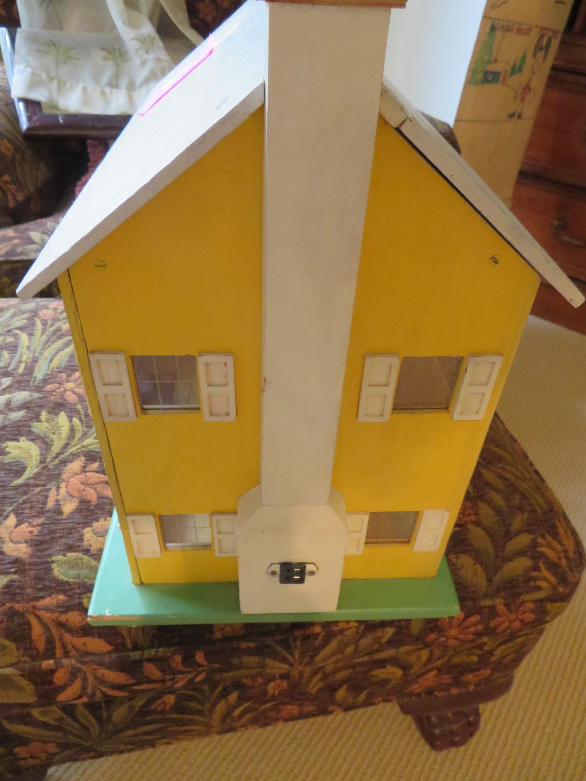 Vintage wooden doll house -electrified not working - 24 x 17 x 11