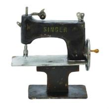 Metal Sewing Machine Replica Statue 12"H, 11"W 55847