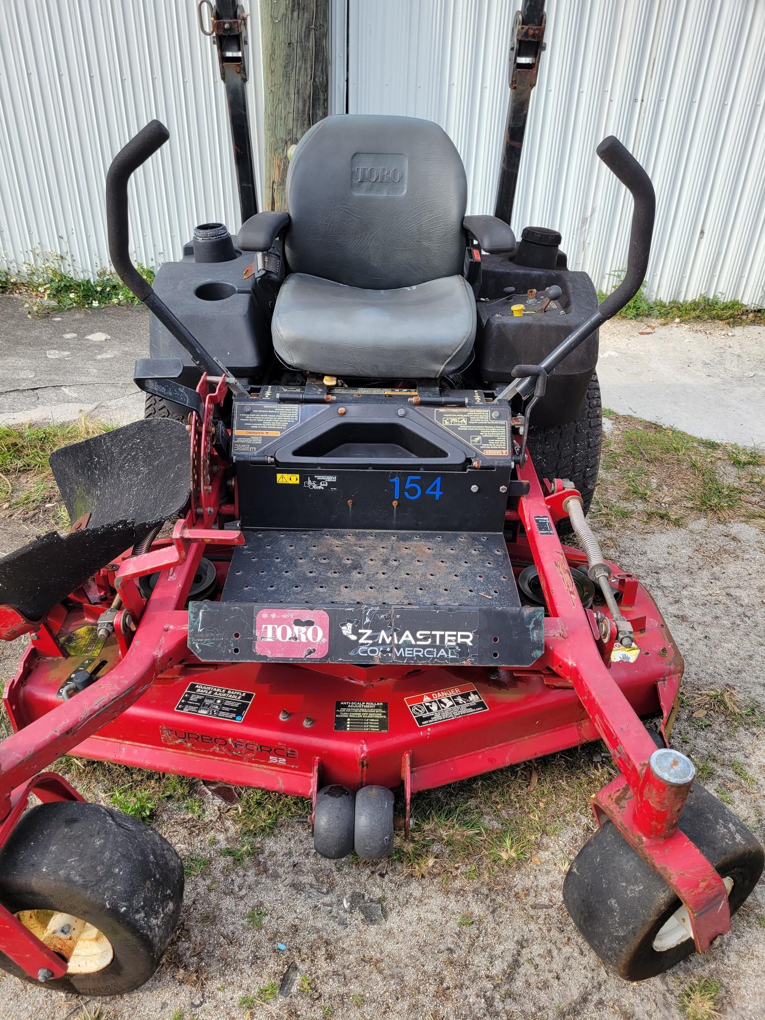 TORO Z-Master 52" Turn Lawn Commercial Gas Mower 923 hours