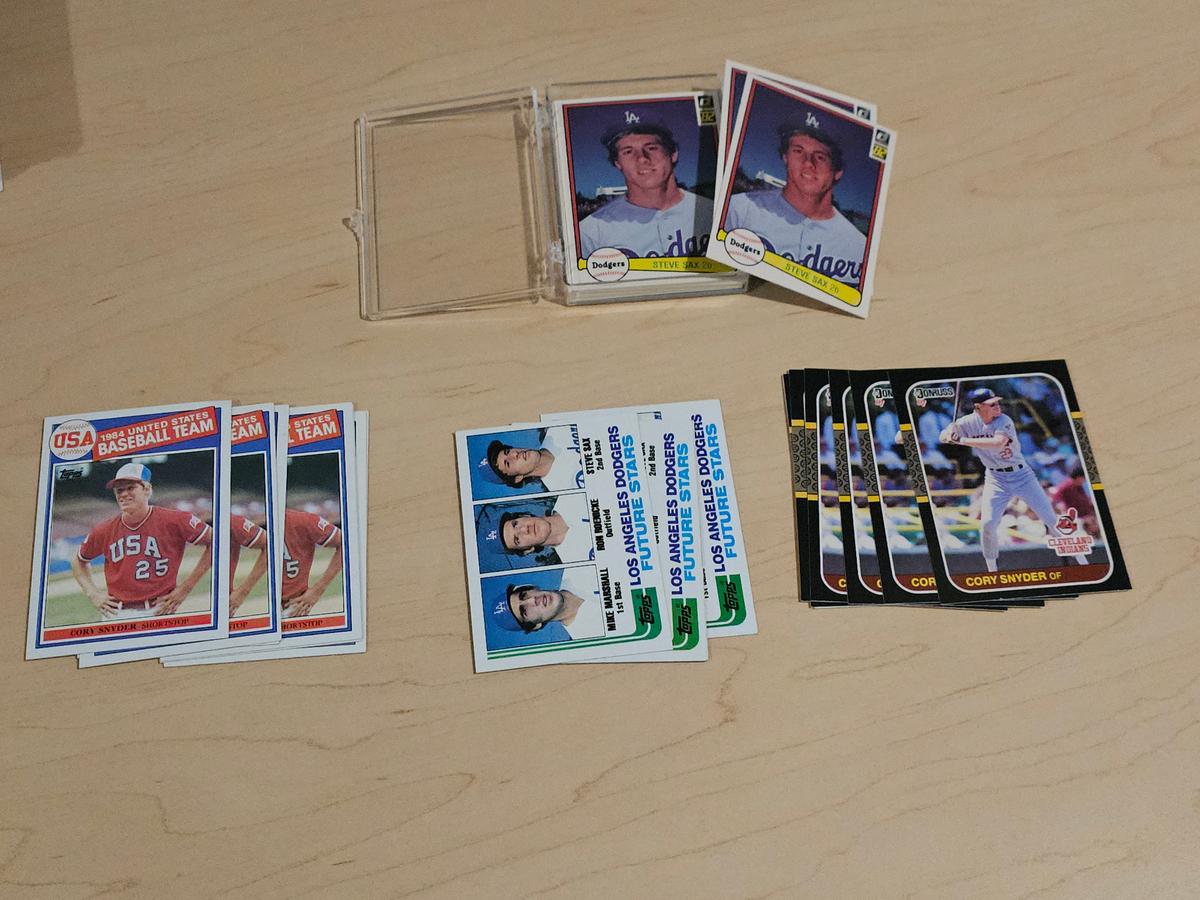 Assorted Baseball Players Trading Cards Collection