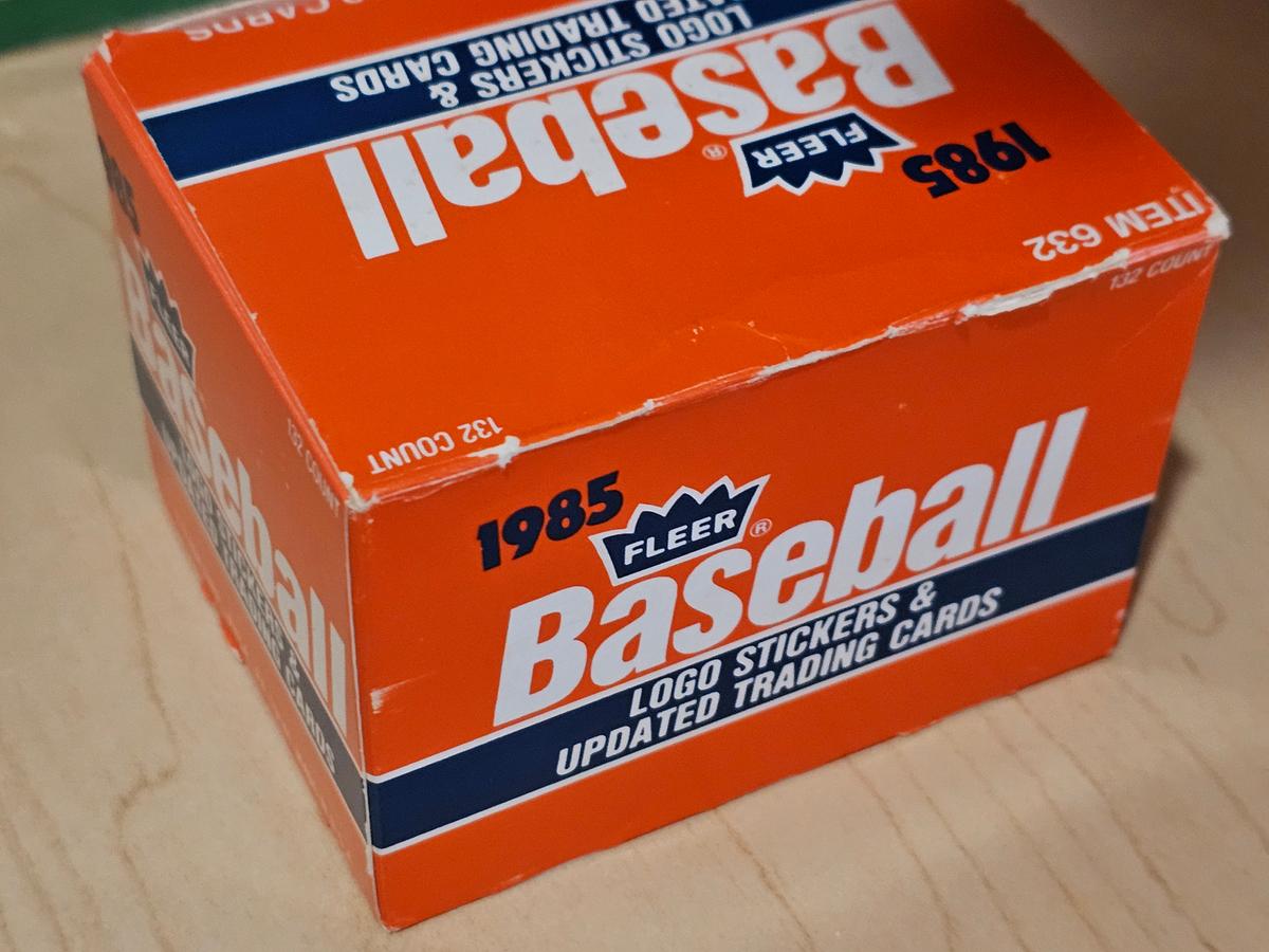 Fleer 1985 Baseball Logo Stickers & Trading Cards Box