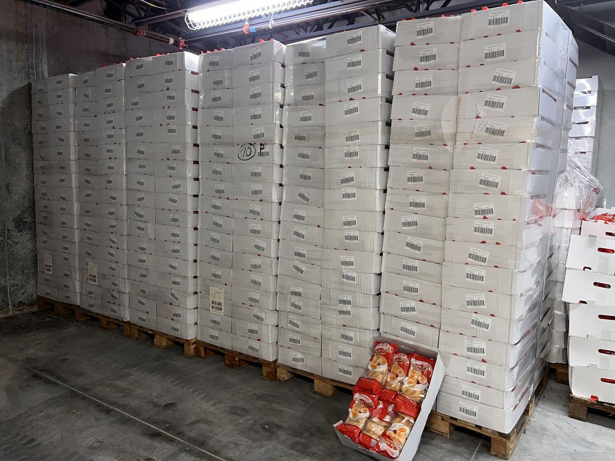 Quantity of  21 Pallets of EXPIRED  (68 Boxes) Per Pallet of Milk Bread Rolls