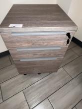 Rolling (3) Drawer File, Matches Disk with Lock and Key
