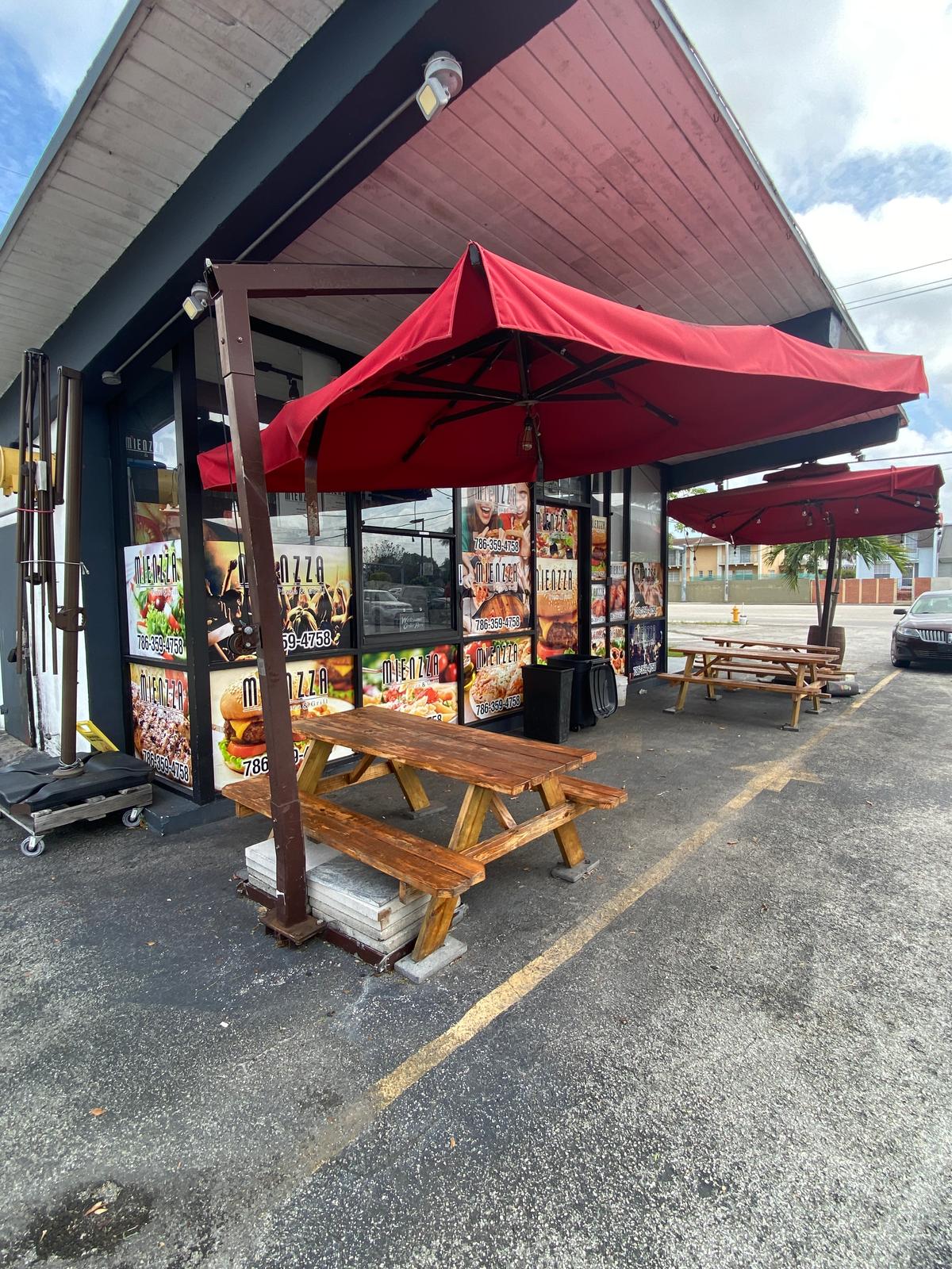 Large 110" Outdoor Canopy Umbrella it does have some tares.