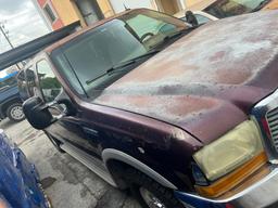 2000 ford excursion 5.4 cold clean title ( as Is )