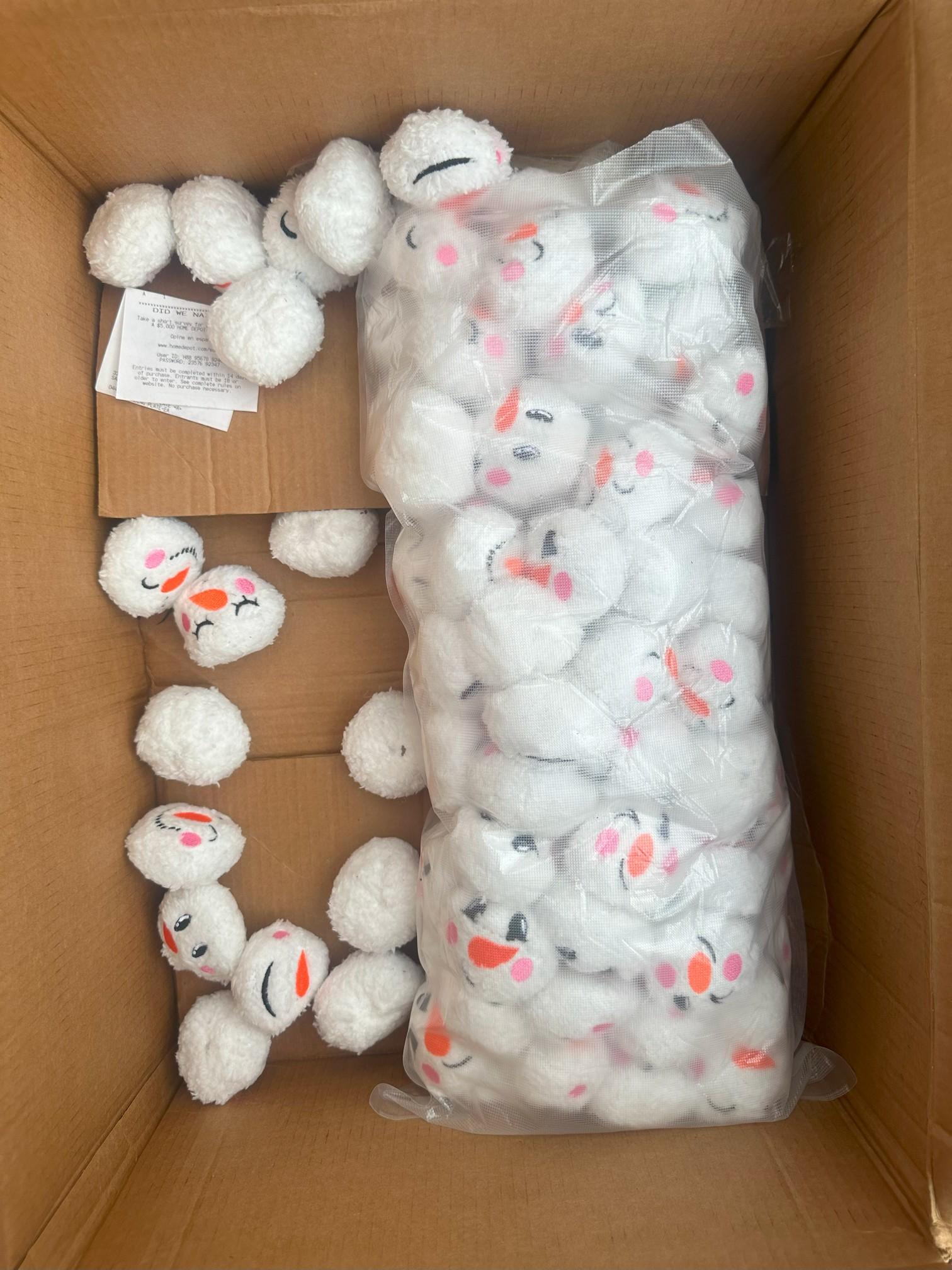 Snow Man Heads 200 Tiny Heads