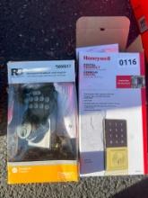 Honeywell Digital Deadbolt/ Rb Electric Deadbolt With Key Pad