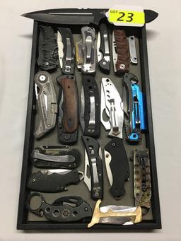 17 FOLDING KNIVES