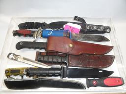 (12) SHEATH KNIVES