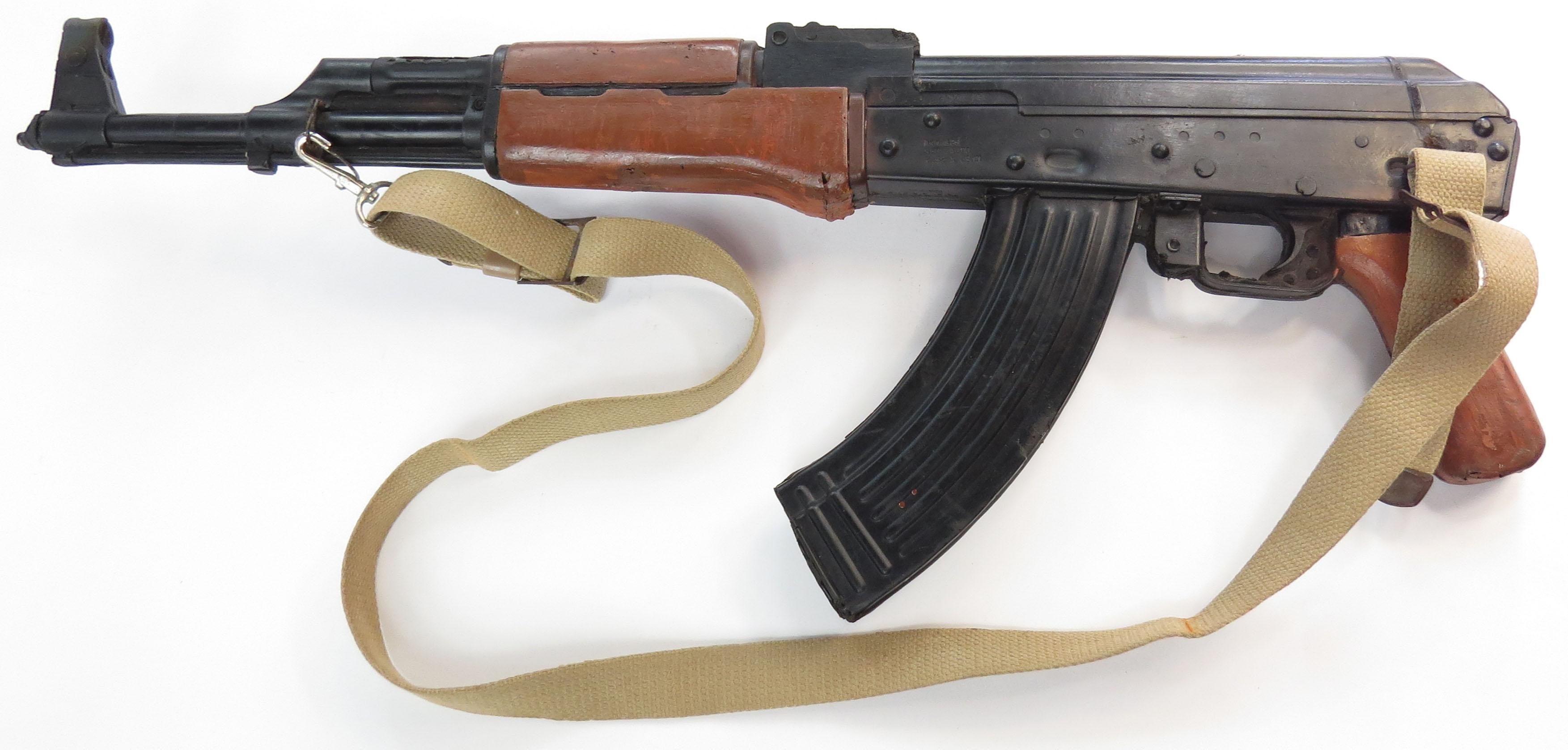 A PROP AK 47 ASSAULT RIFLE