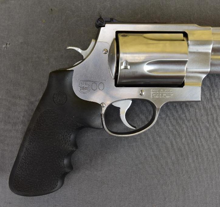 SMITH & WESSON MODEL 500