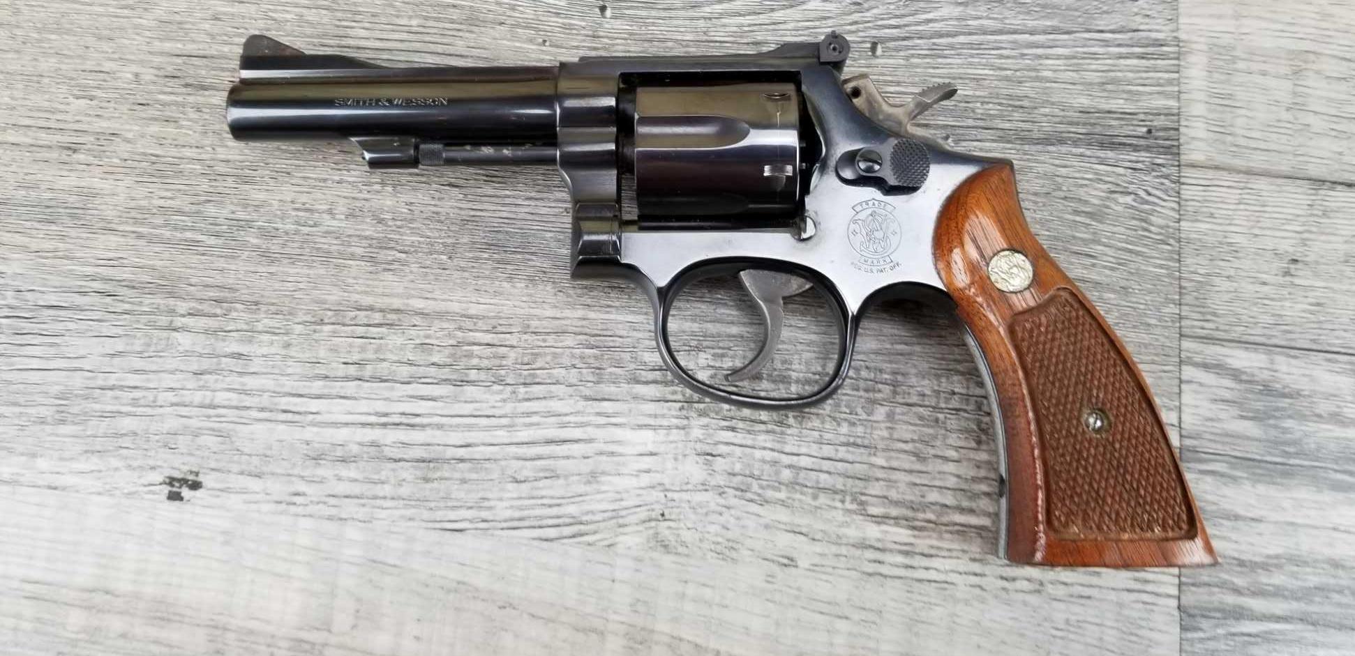 SMITH & WESSON MODEL 15-4