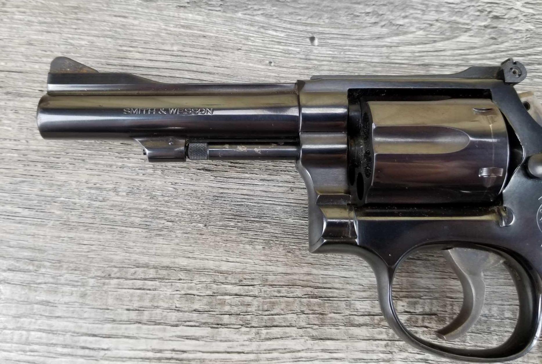 SMITH & WESSON MODEL 15-4