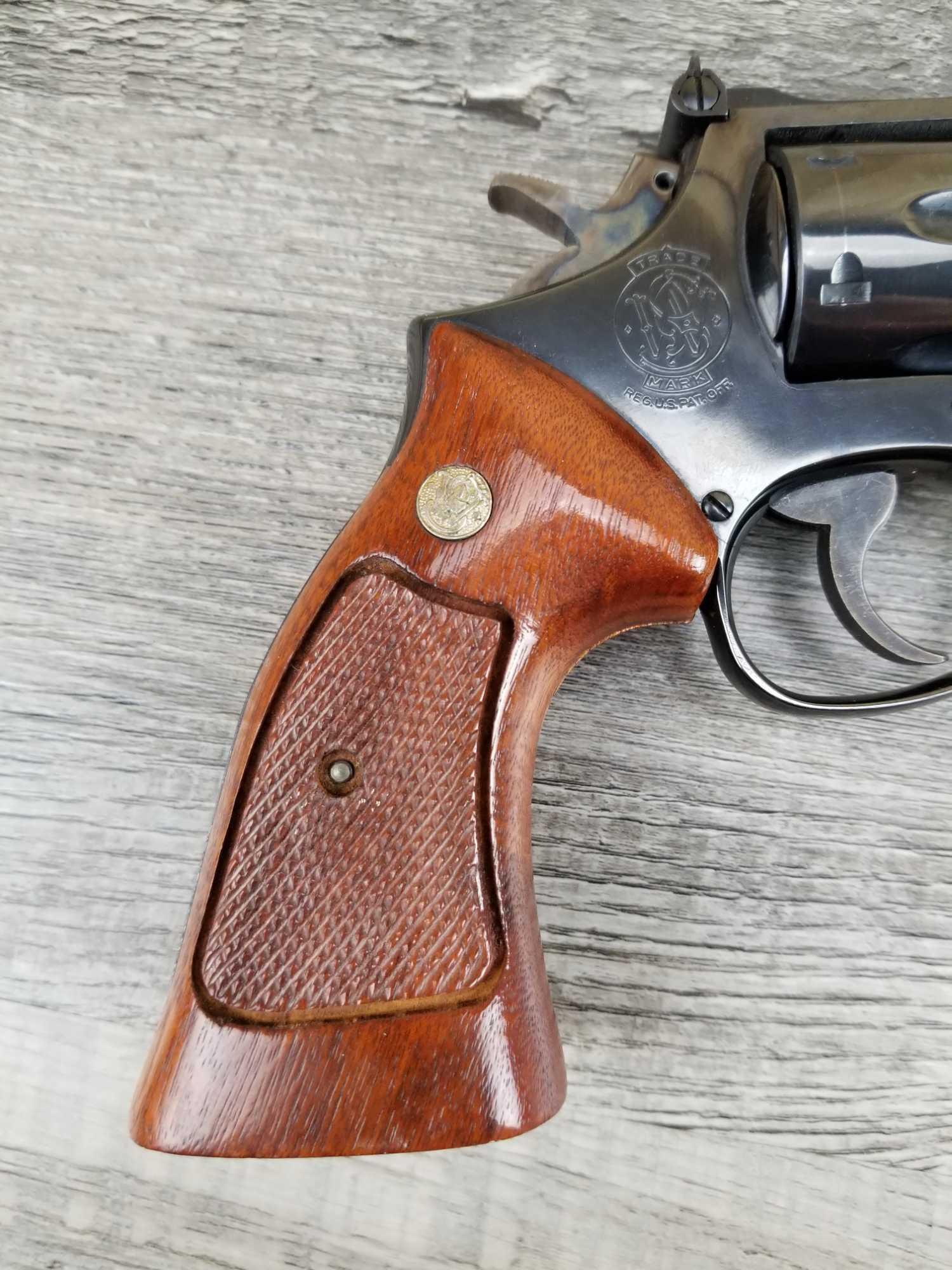 SMITH & WESSON MODEL 19-4