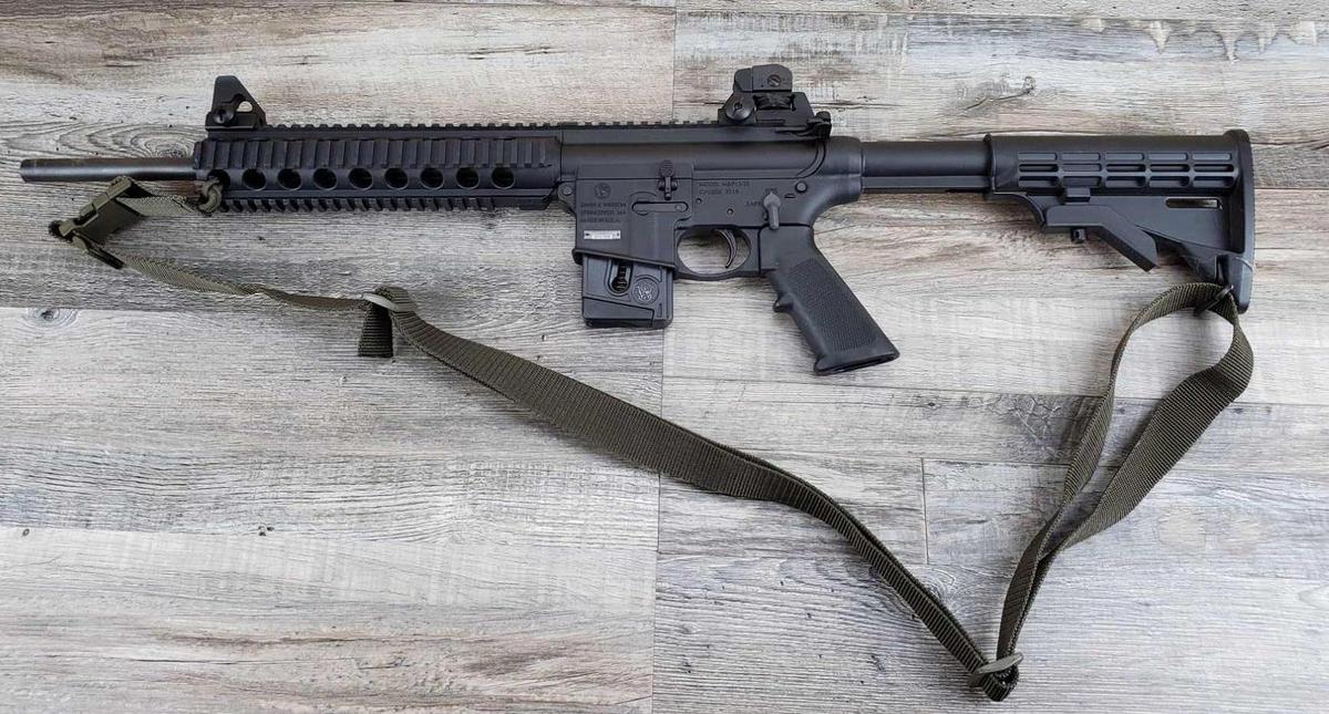 SMITH & WESSON MODEL M&P 15-22