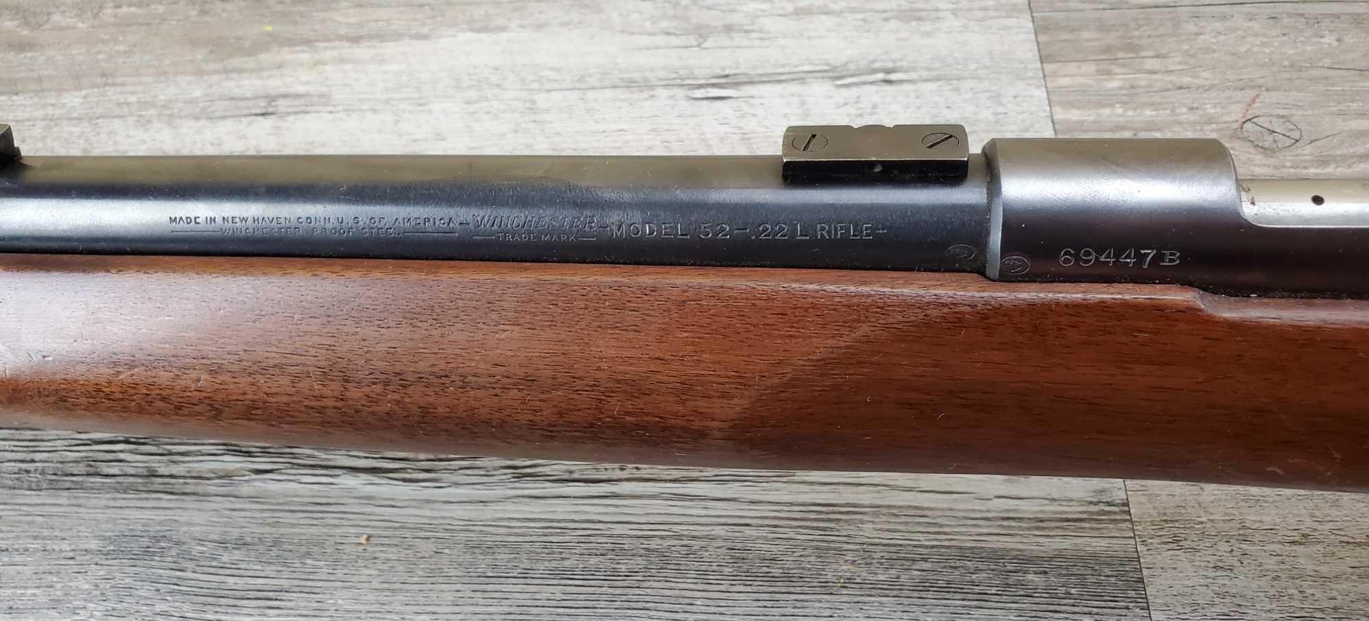 WINCHESTER MODEL 52