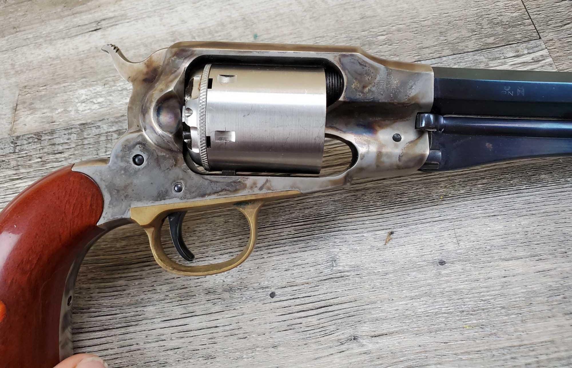 UBERTI MODEL 1858