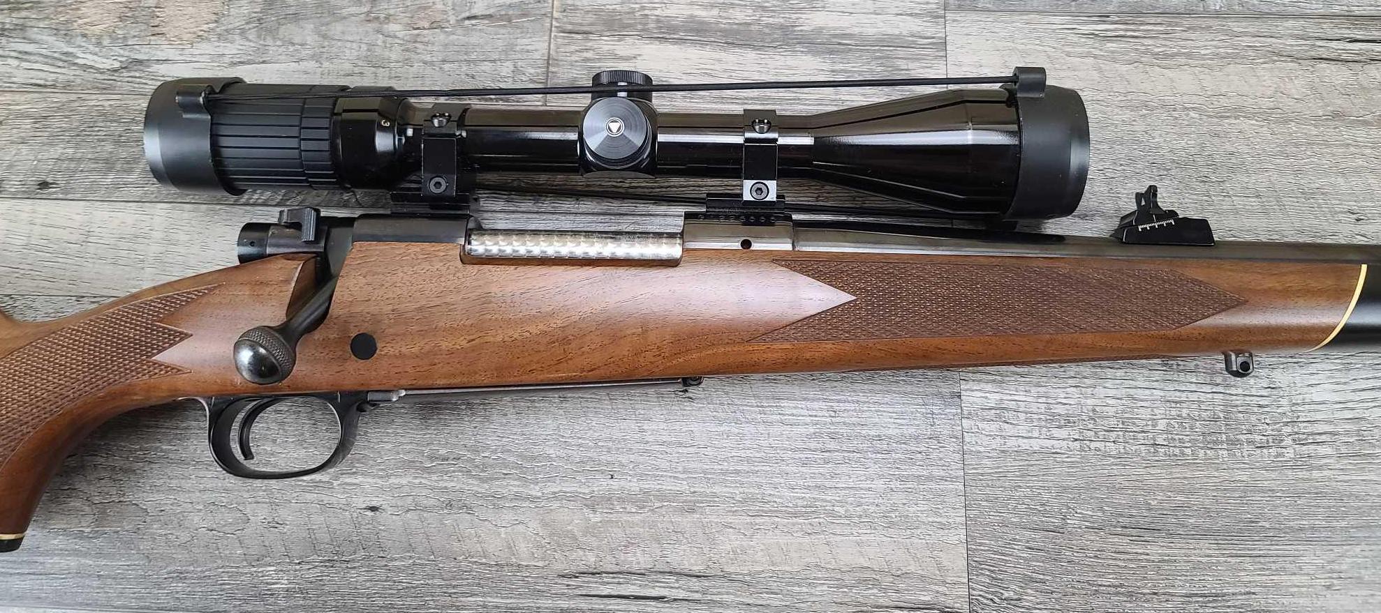 WINCHESTER MODEL 70