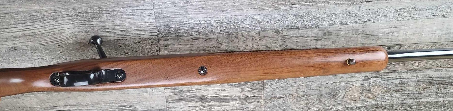 WINCHESTER MODEL 70