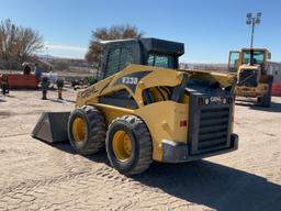 2013 Gehl V330 2 Spd Skid Steer Loader