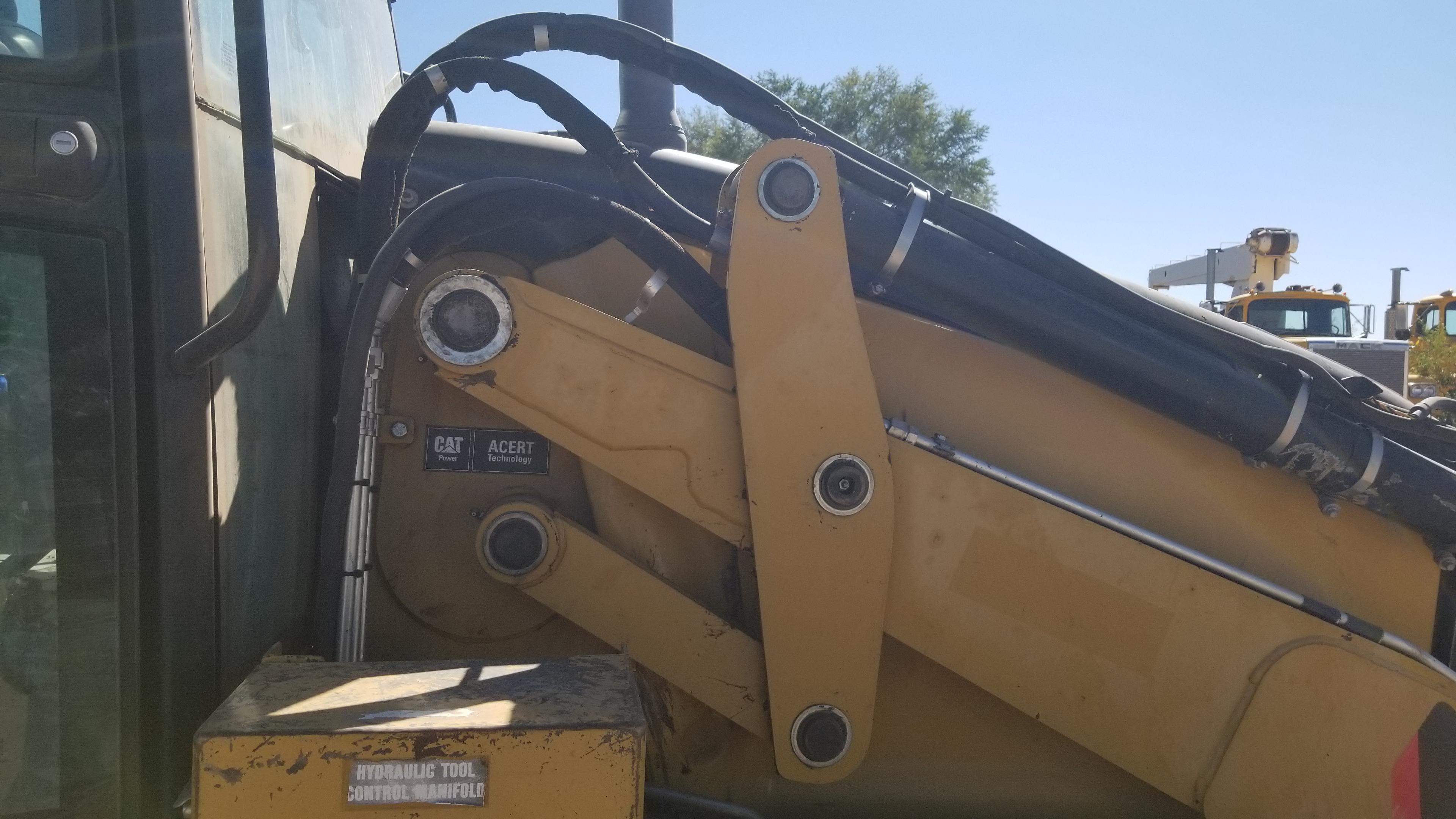 2011 Cat 420 E IT 4x4 Loader Backhoe