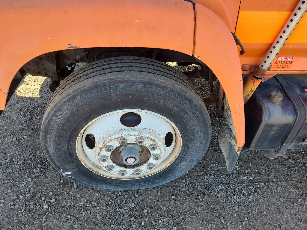 1995 Ford F800 S/A Dump Truck