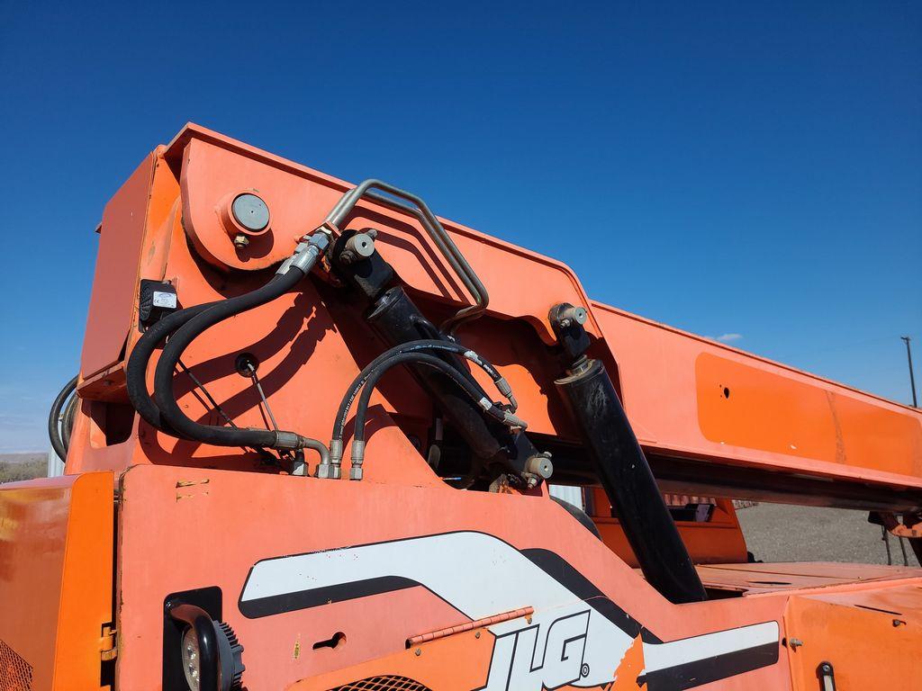 2015 JLG 6042 6,000lb 4X4X4 Telescopic Forklift