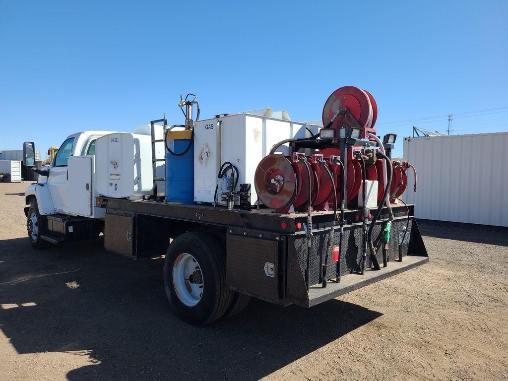 2004 Chevy 5500 S/A Fuel & Lube Truck